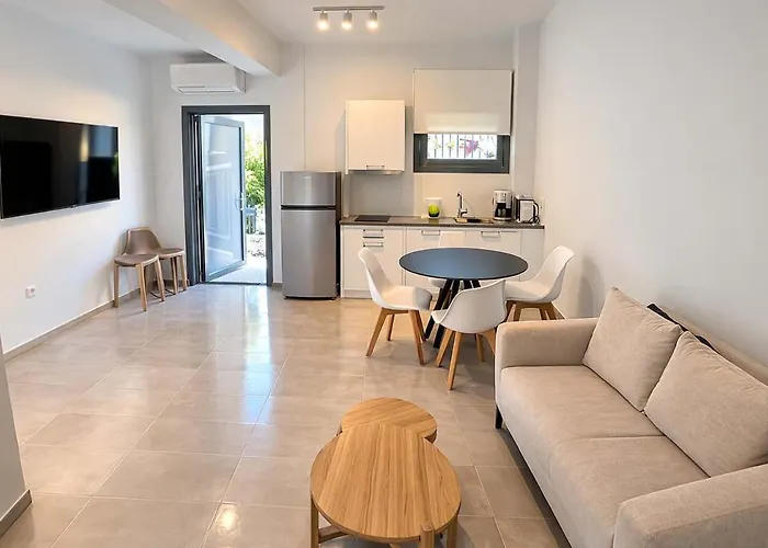 Consta Luxury 3* Parálion Ástros