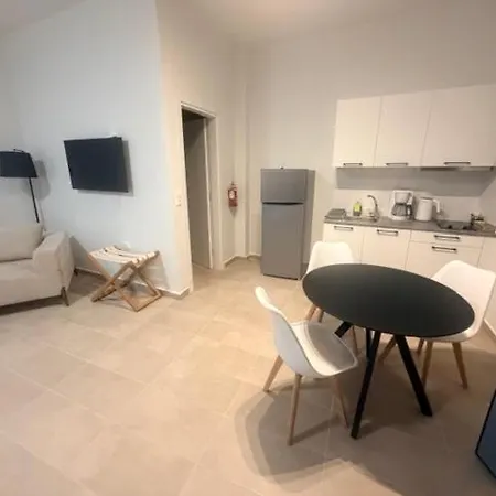 Consta Luxury 3* Parálion Ástros
